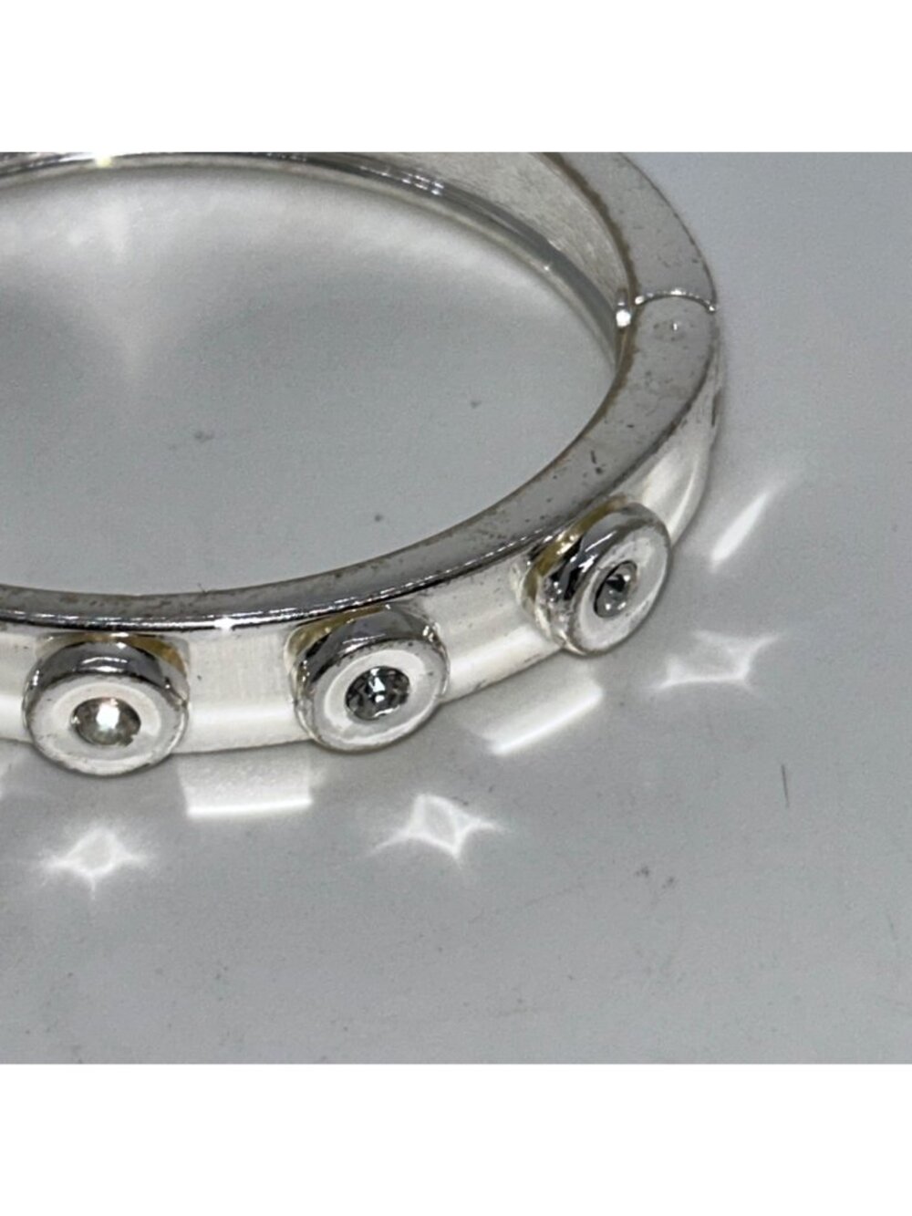 Robert Lee Morris RLM Soho Silver-Tone Hinged Bracelet Round Crystal Accents - Picture 4 of 11